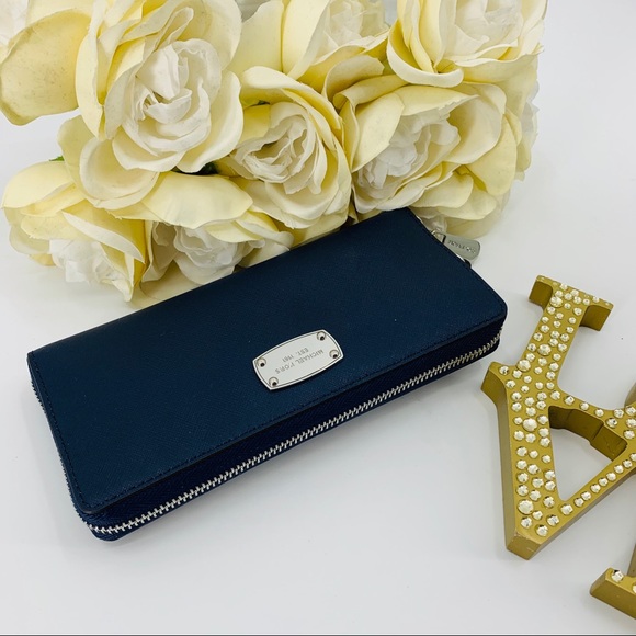 Michael Kors Jet Set Leather Floral Wallet - Picture 3 of 7